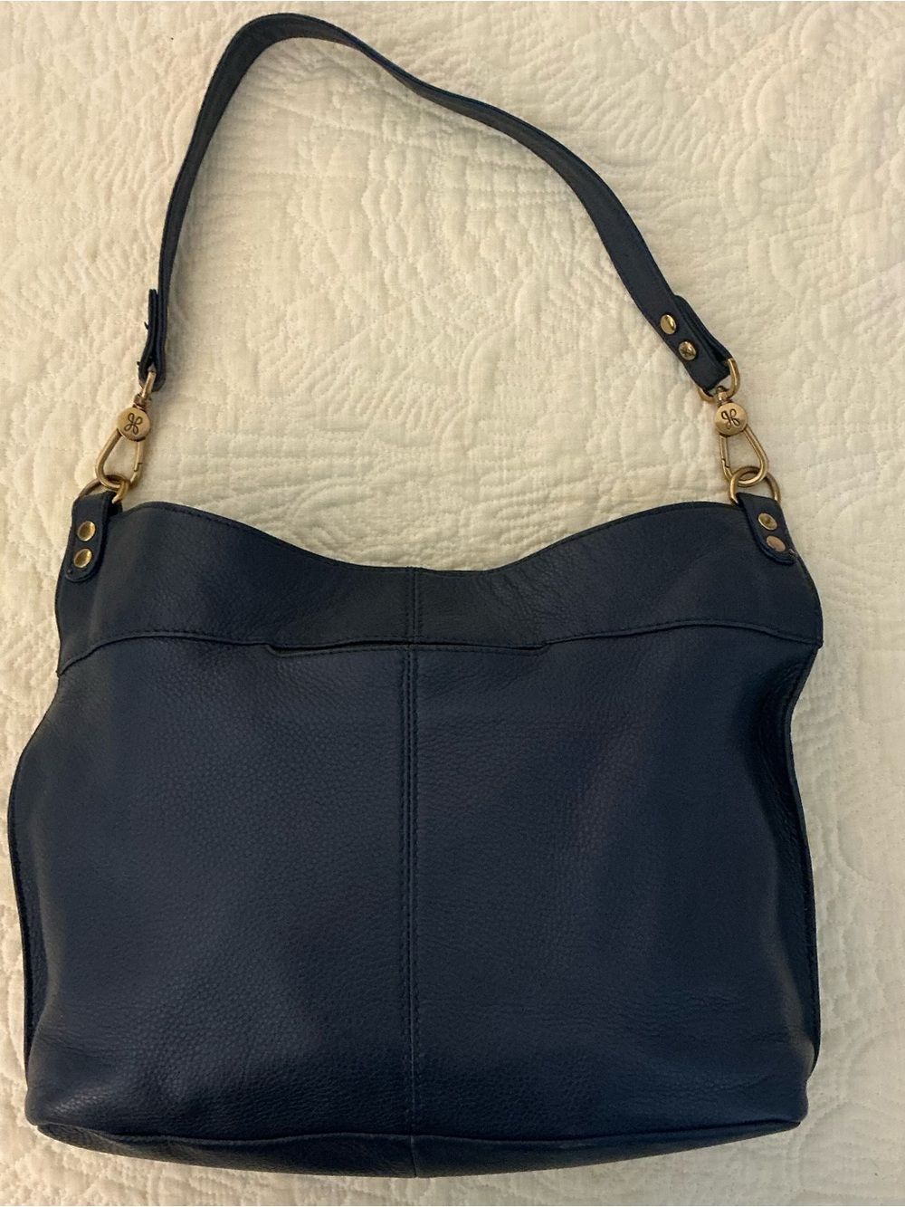 HOBO Navy Pebbled Leather PIER Bag with Gold Hardware - Picture 2 of 6